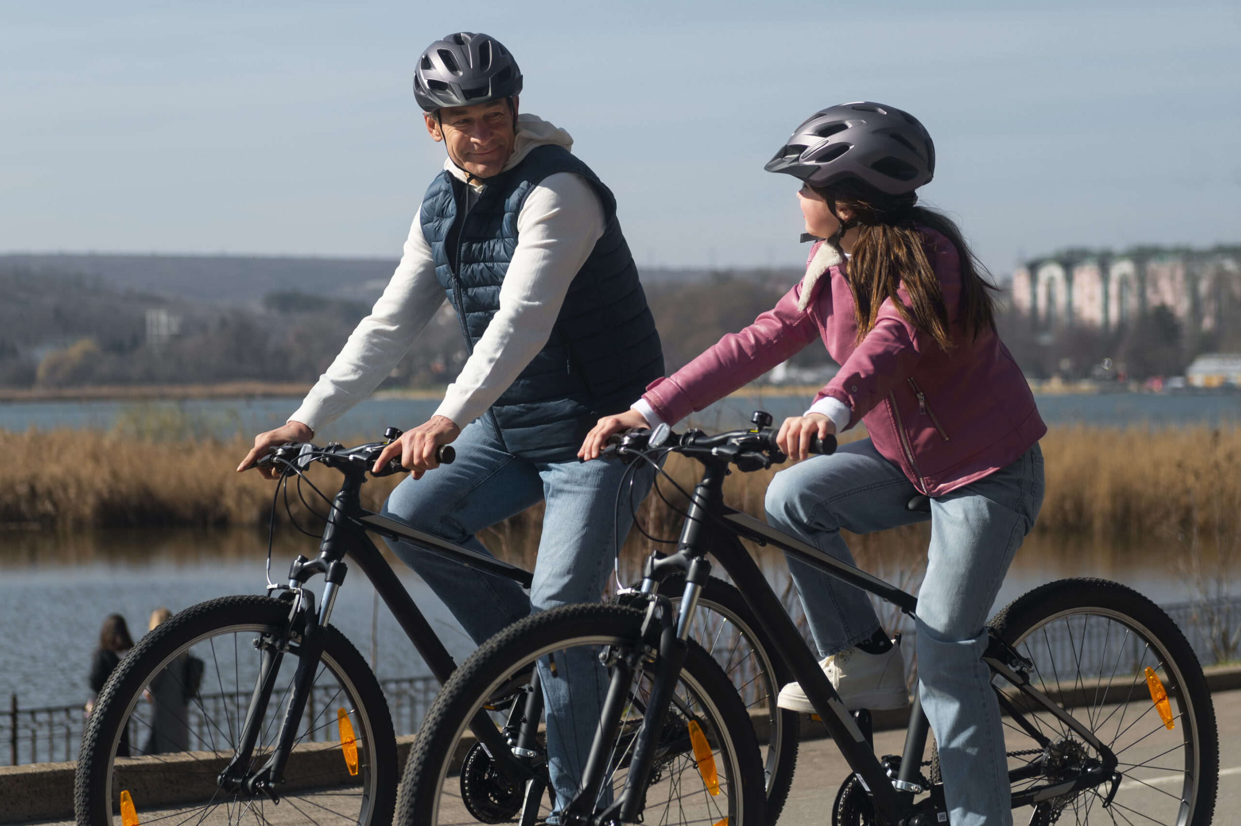Road vs. Mountain Bikes – Which One is Right for You?